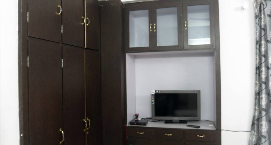 Executive Holiday Guest House, Patna 3